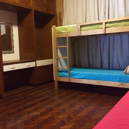 Hostel Tropical Dumaguete City Экстерьер фото